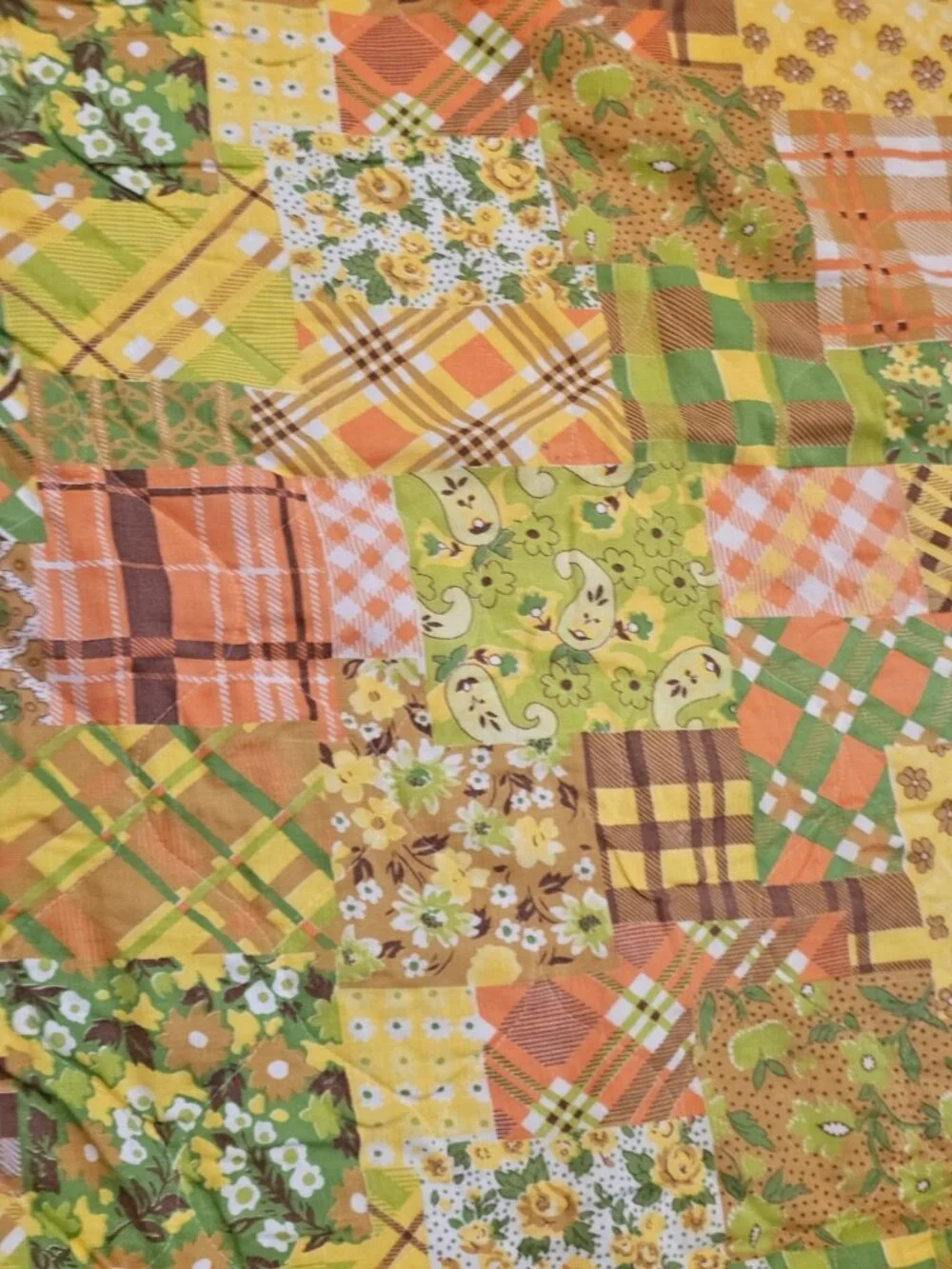 VTG 70s Quilt Coverlet Full Size Patchwork 80 X 98